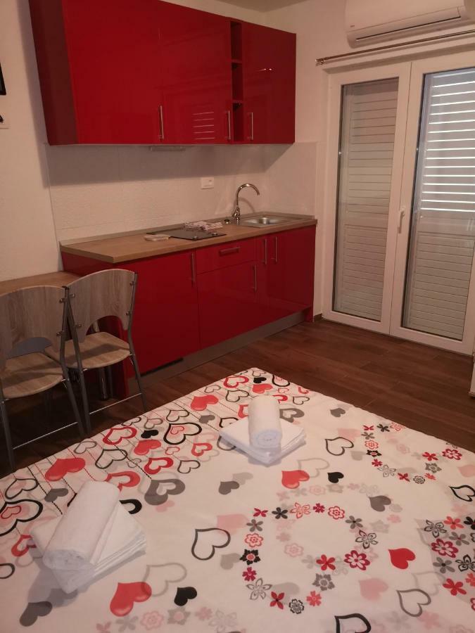 Apartmani Sea Baška Voda Esterno foto